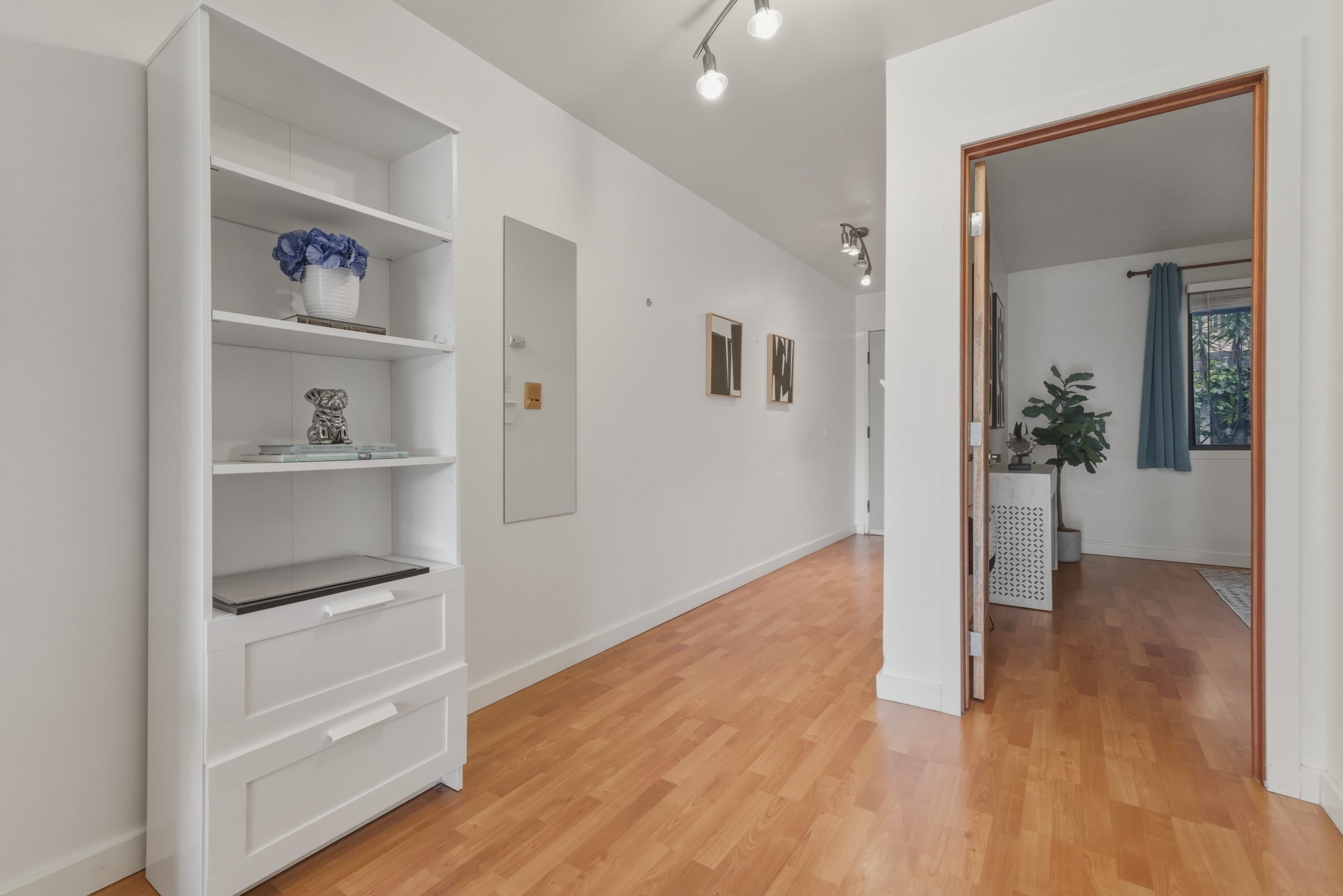 5 Embarcadero West #126, Oakland, CA 94607