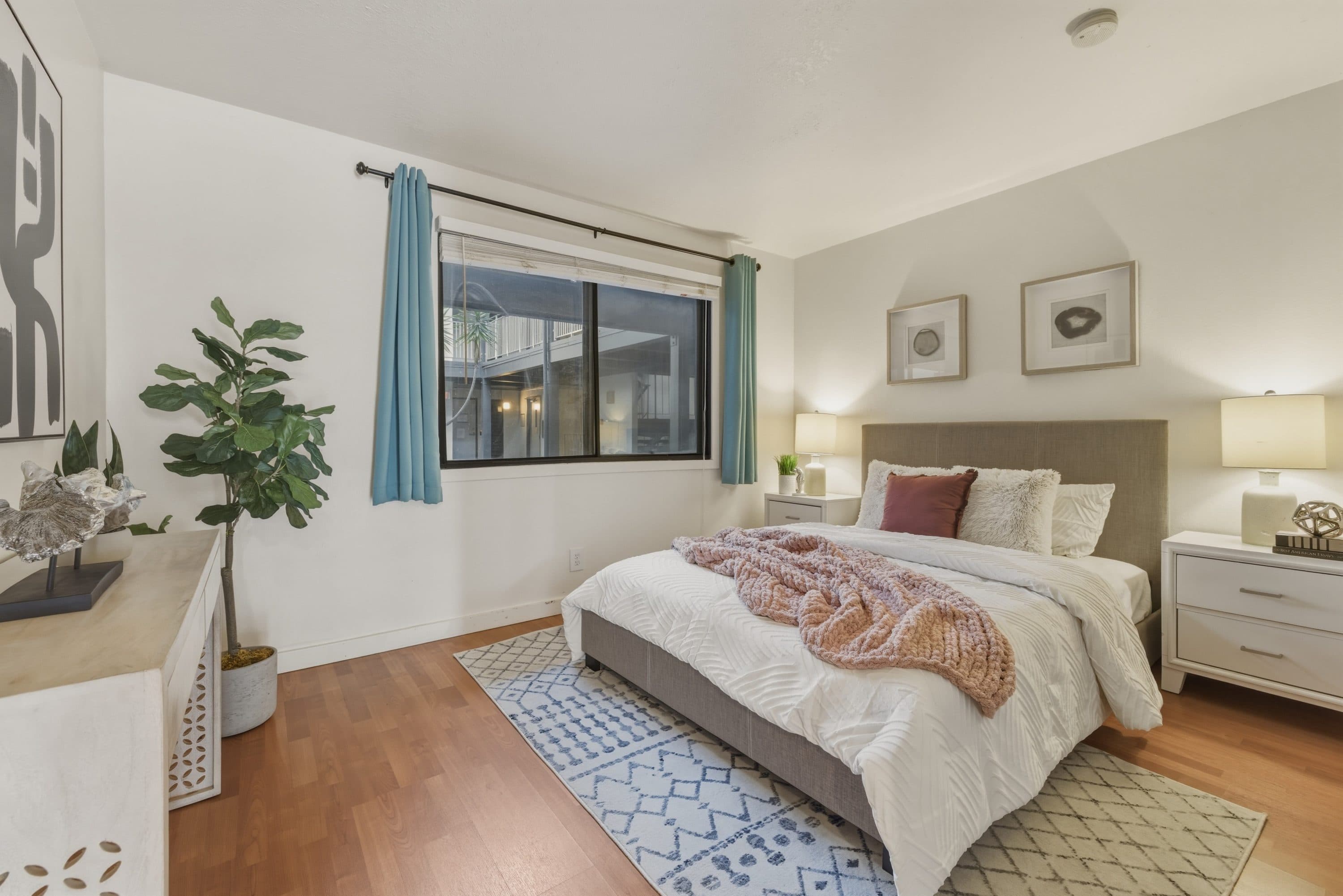 5 Embarcadero West #126, Oakland, CA 94607