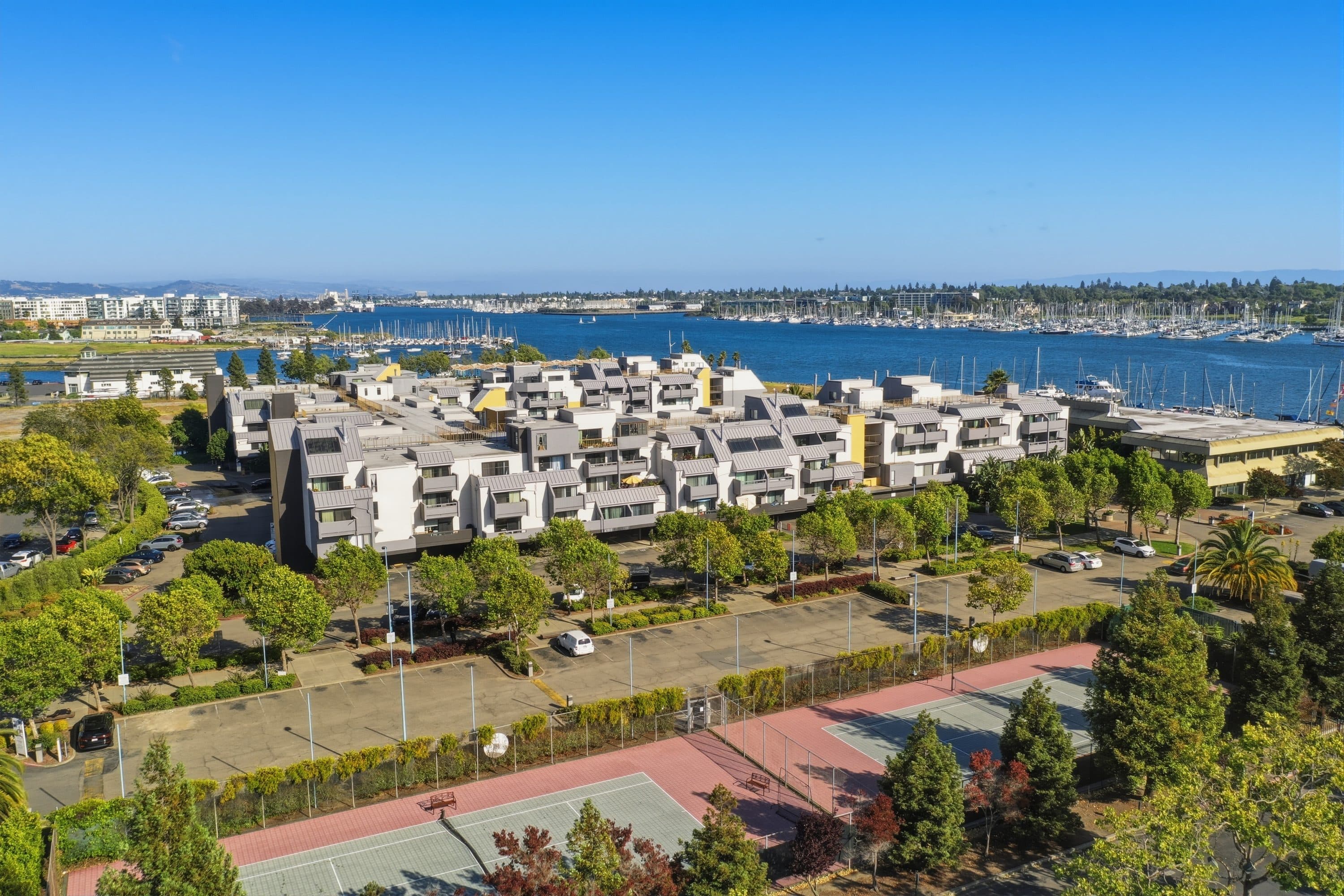 5 Embarcadero West #126, Oakland, CA 94607